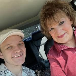 Meet your Posher, Janet